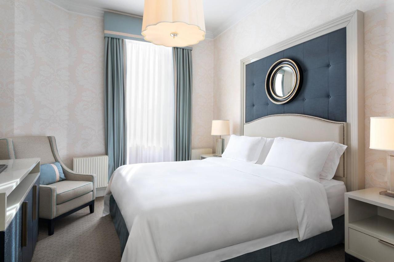 Apartament typu Grand Suite z 1 sypialnią z łóżkiem typu king-size